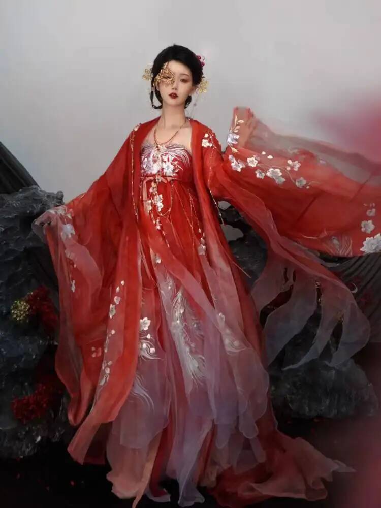 Women In Hanfu Heavy Embroider - Embroidery Dress review and price